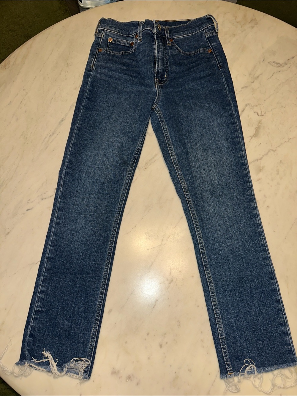 GAP Dark Blue Frayed Hem Straight Leg Jeans size 26